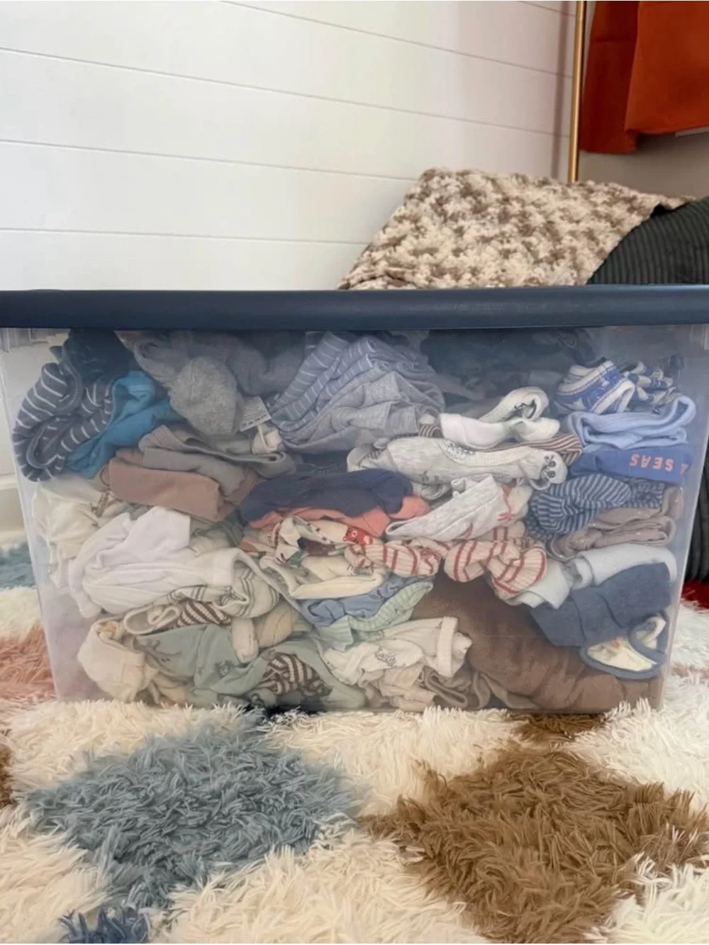 Newborn (& some premie) Clothing Lot